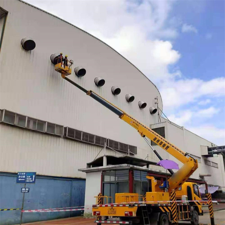 雷山高空作业车出租服务：专业广告牌安装解决方案