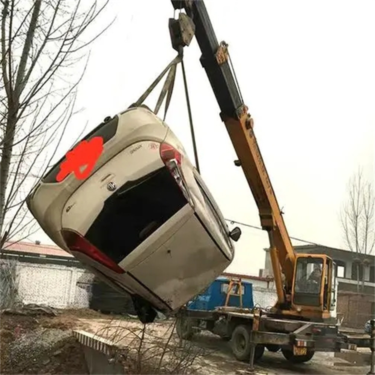 雷山随时待命，吊车24小时道路救援服务全解析